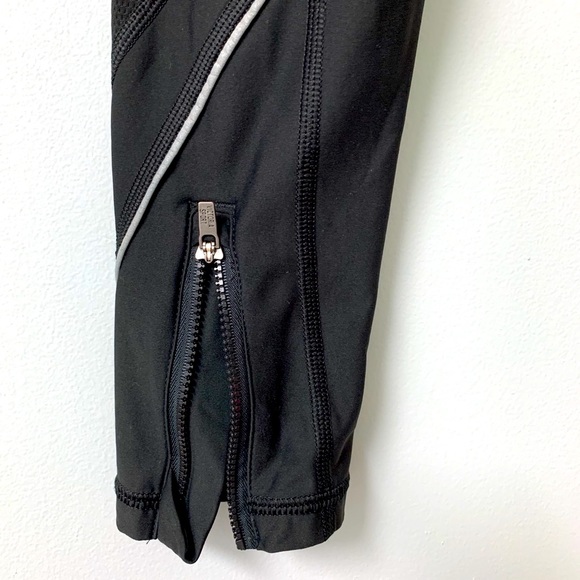 Victoria Sport Vented Leg Zip Ankle Reflective Strip Leggings - Picture 6 of 7